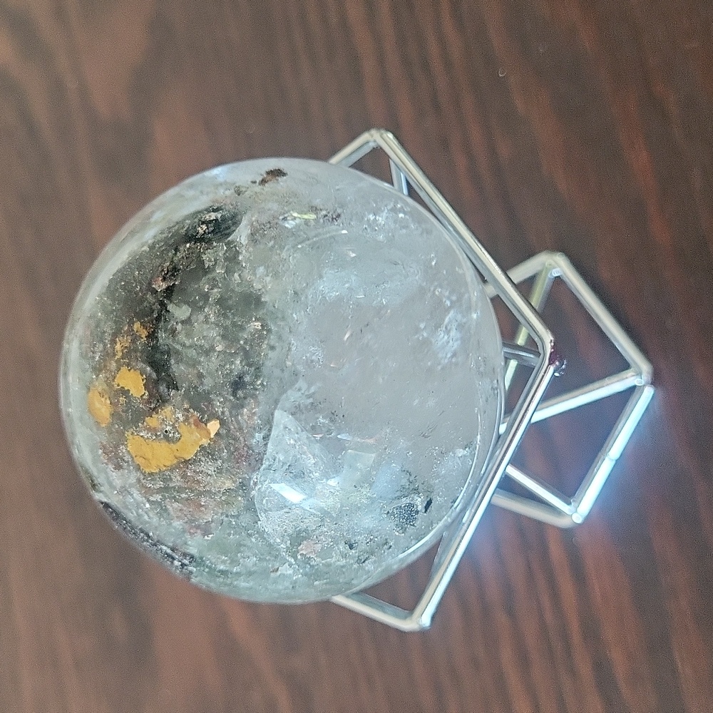 Quartz Sphere - Picture 5 of 5